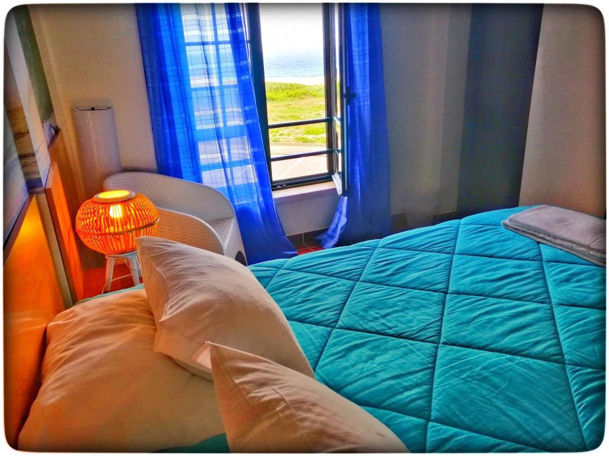 Supertubos Beach Hostel Atouguia Da Baleia Kültér fotó
