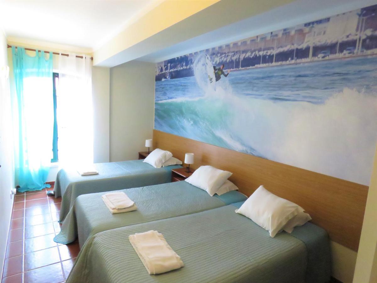 Supertubos Beach Hostel Atouguia Da Baleia Kültér fotó