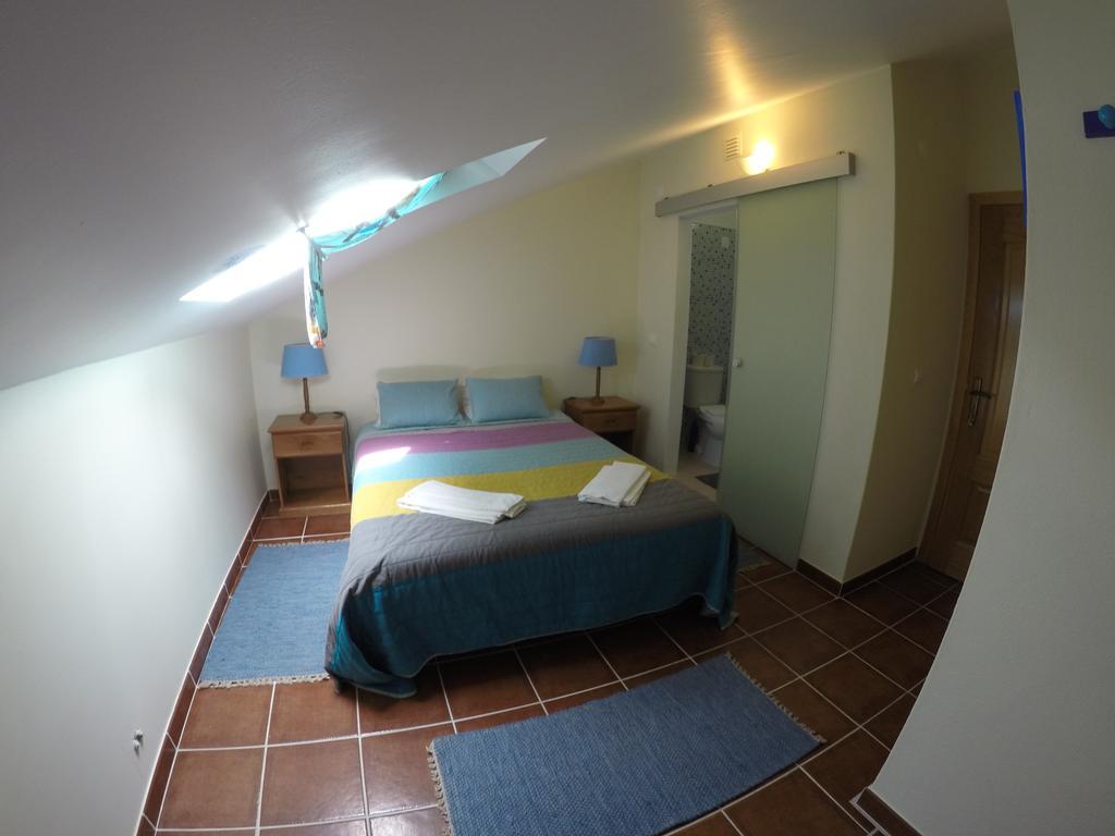 Supertubos Beach Hostel Atouguia Da Baleia Kültér fotó