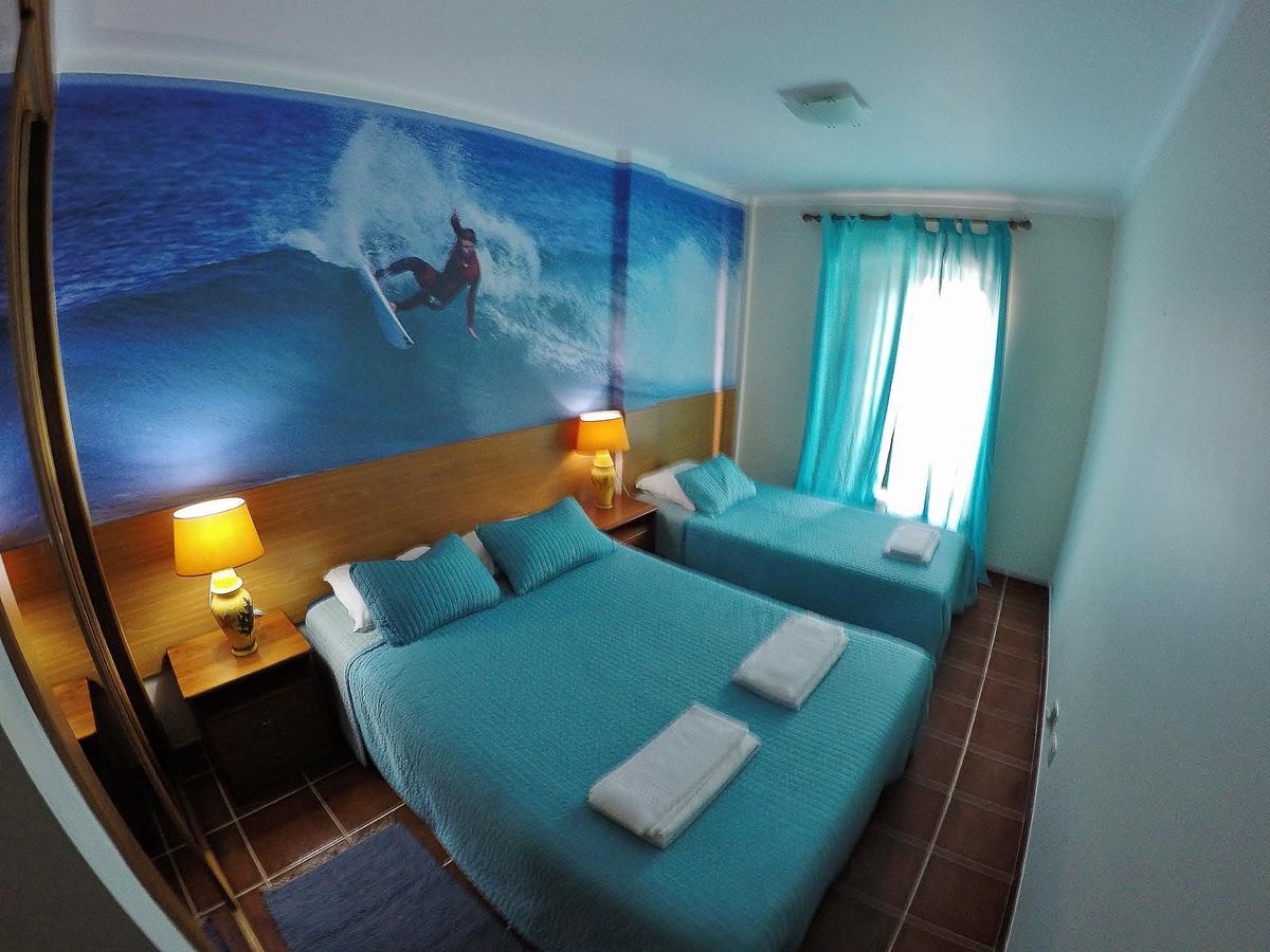 Supertubos Beach Hostel Atouguia Da Baleia Kültér fotó