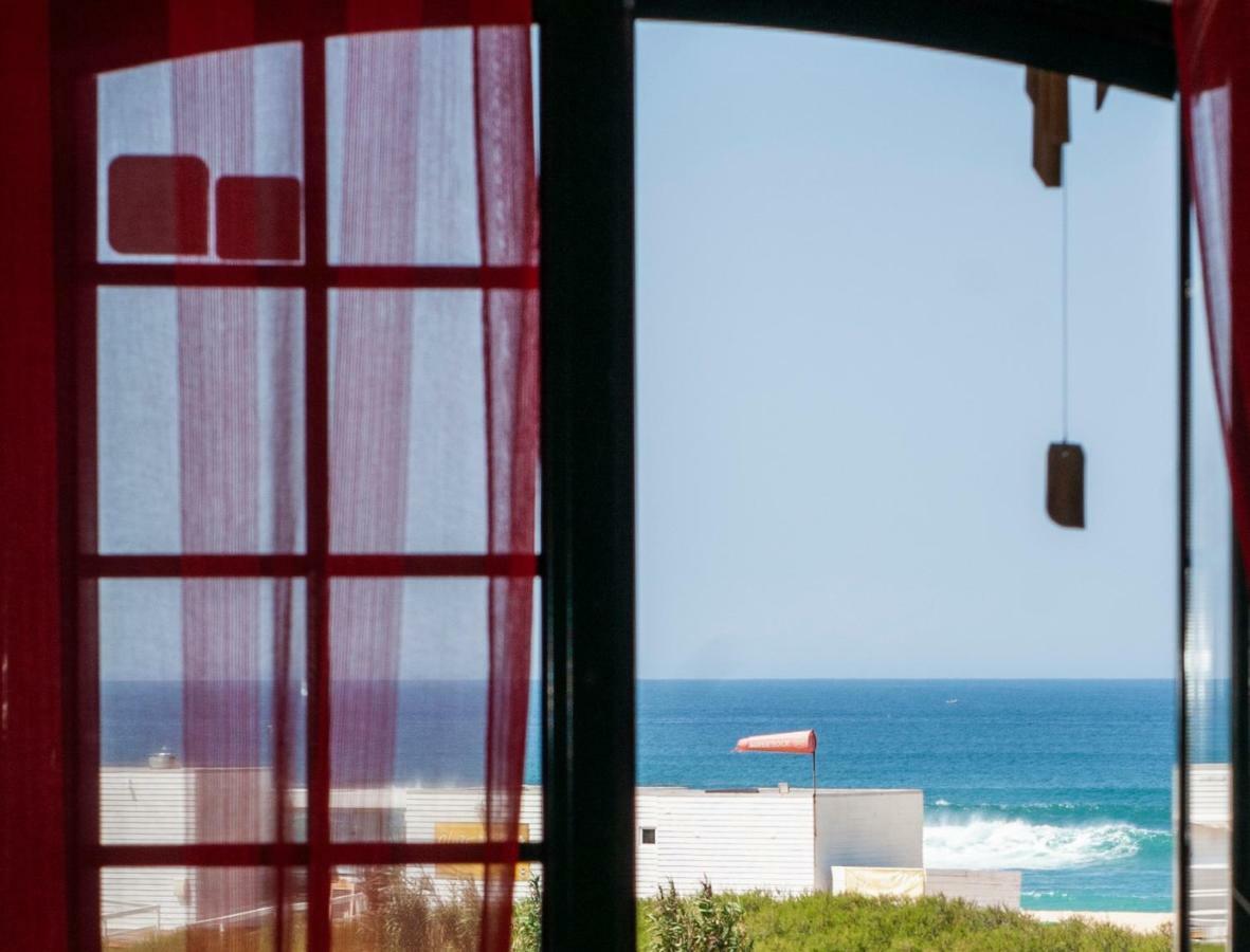 Supertubos Beach Hostel Atouguia Da Baleia Kültér fotó